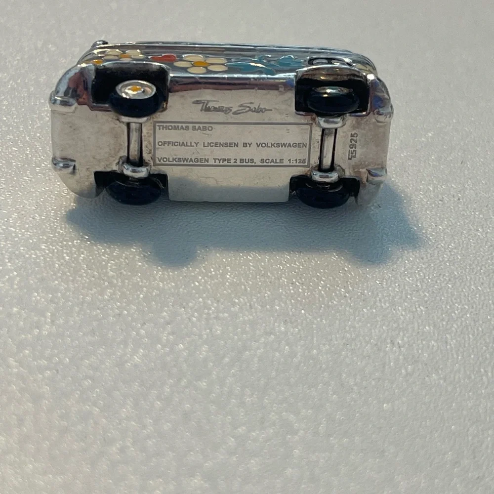 Thomas Sabo VW Bus ”Bulli” Pendant Rare Misengraving Confirmed by Thomas Sabo - Picture 6 of 11